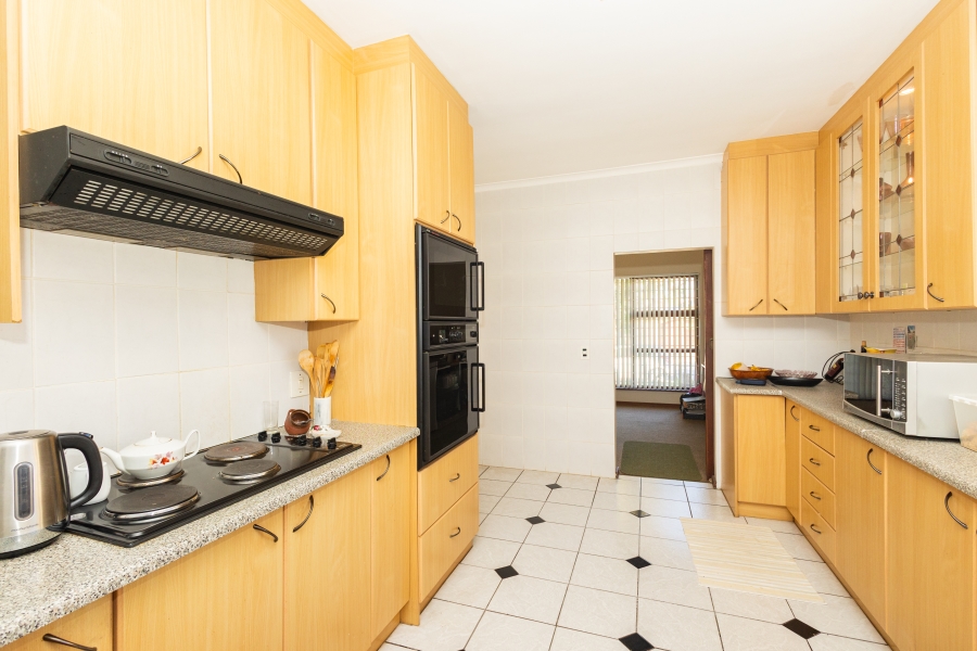 3 Bedroom Property for Sale in Amanda Glen Western Cape